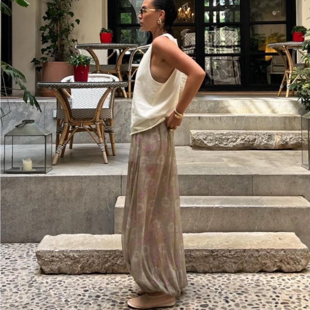 Zara Cream and Tan Trousers with Balloon Silhouette